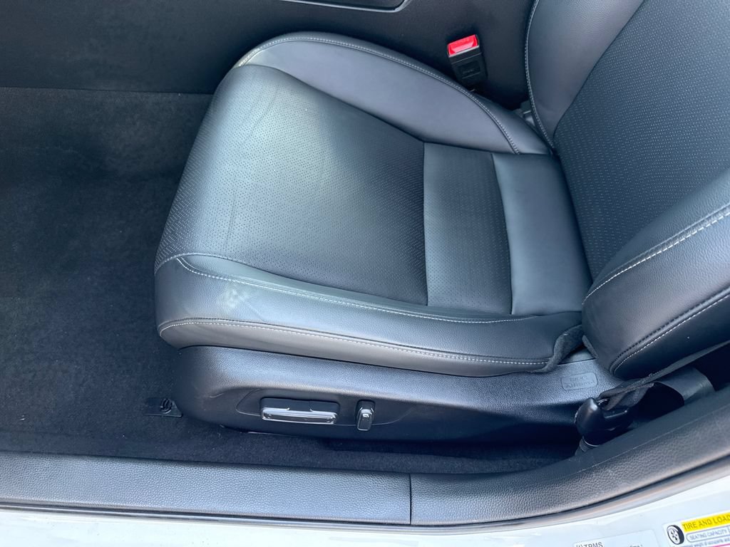 Used 2023 Honda Civic Touring image 11