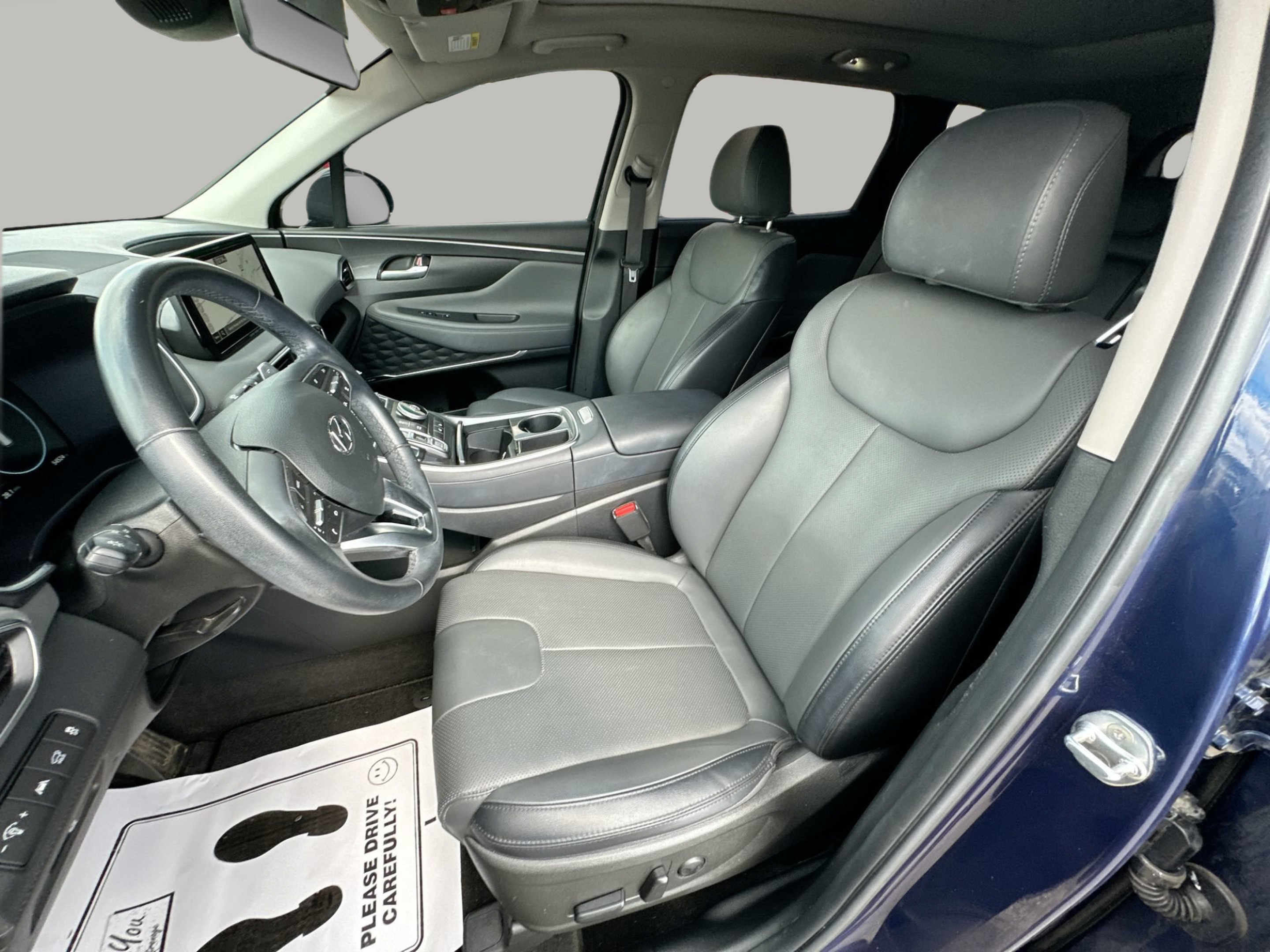 Used 2023 Hyundai Santa Fe SEL w/ Premium Package FWD image 13