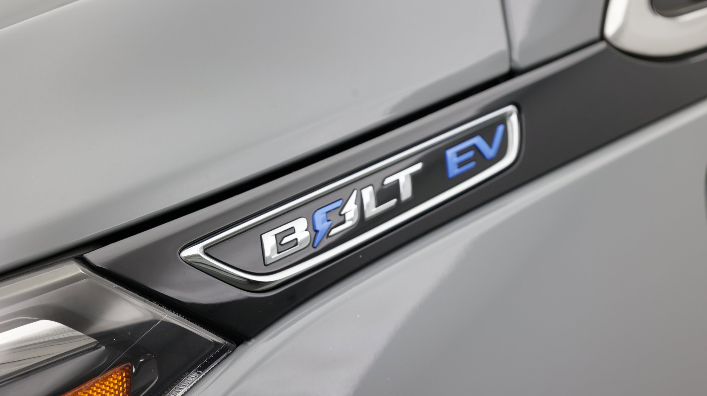 Used 2021 Chevrolet Bolt LT FWD image 8
