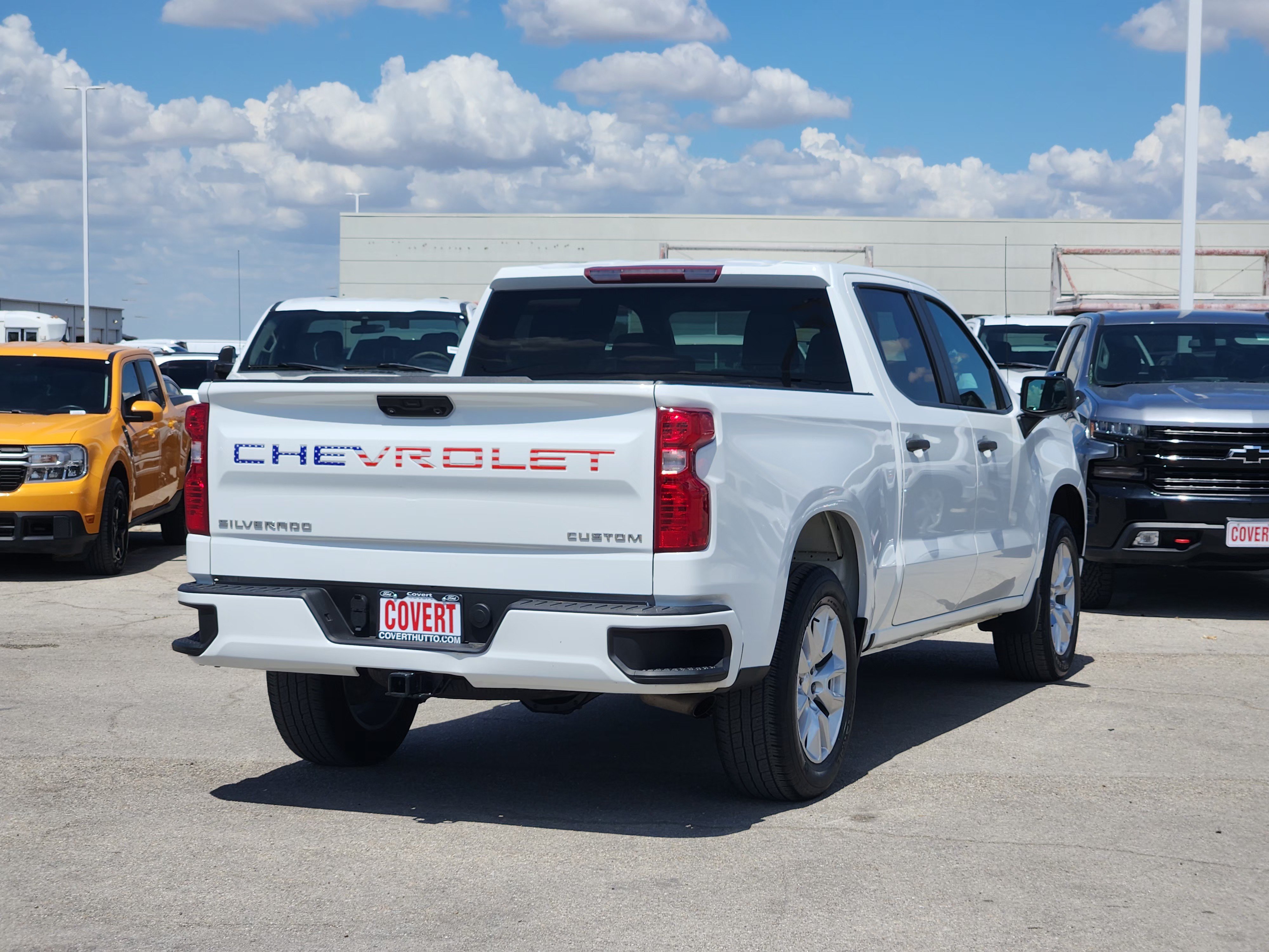 Used 2022 Chevrolet Silverado 1500 Custom AWD/4WD image 7