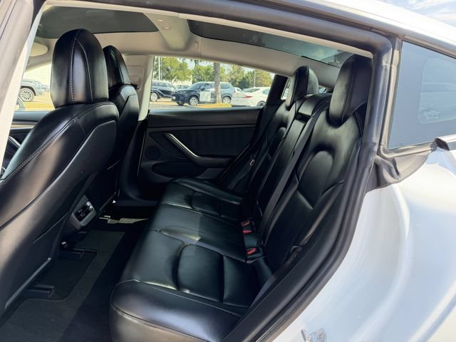 Used 2022 Tesla Model 3 Long Range AWD/4WD image 24