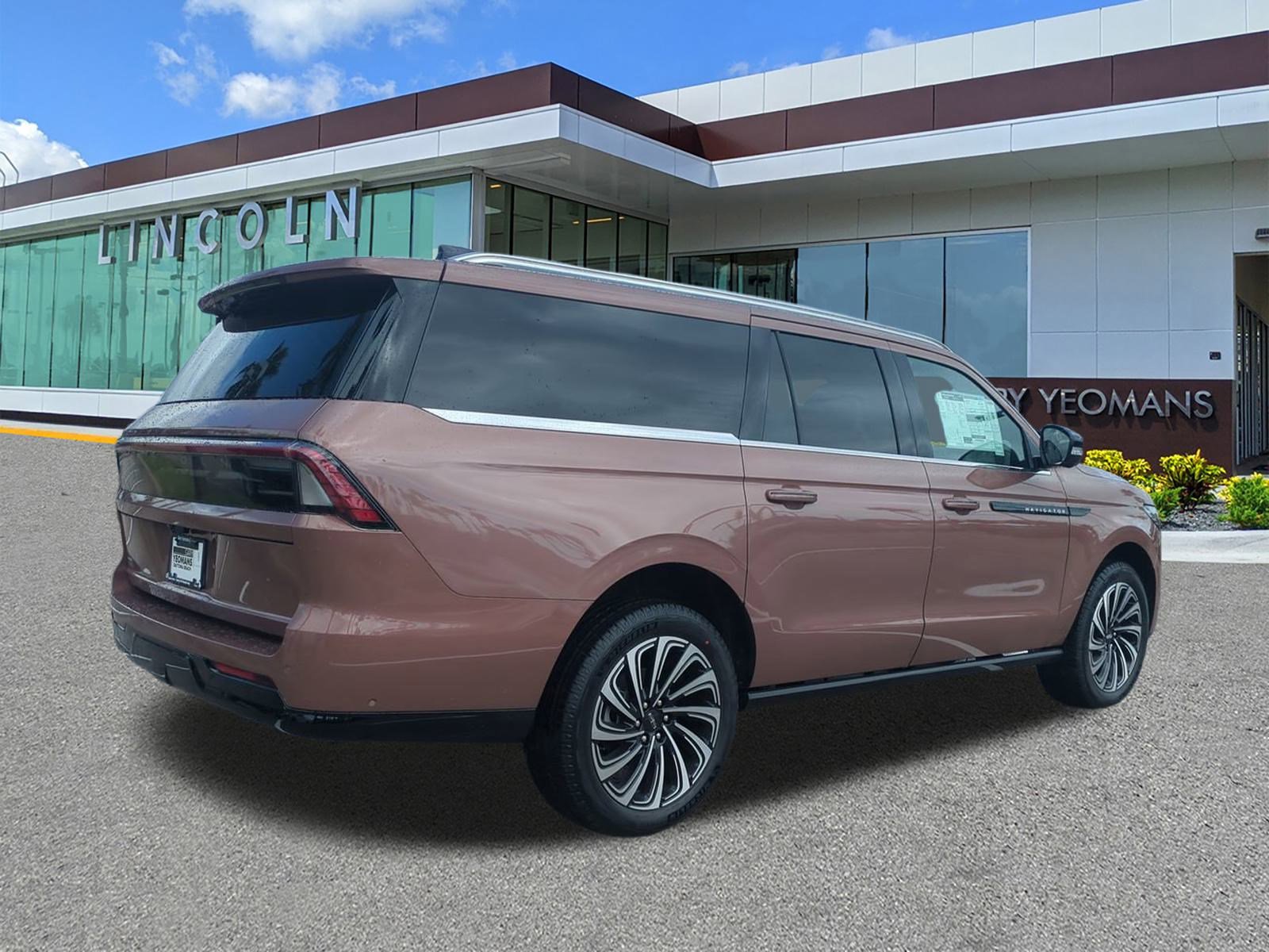 New 2025 Lincoln Navigator L Black Label image 4