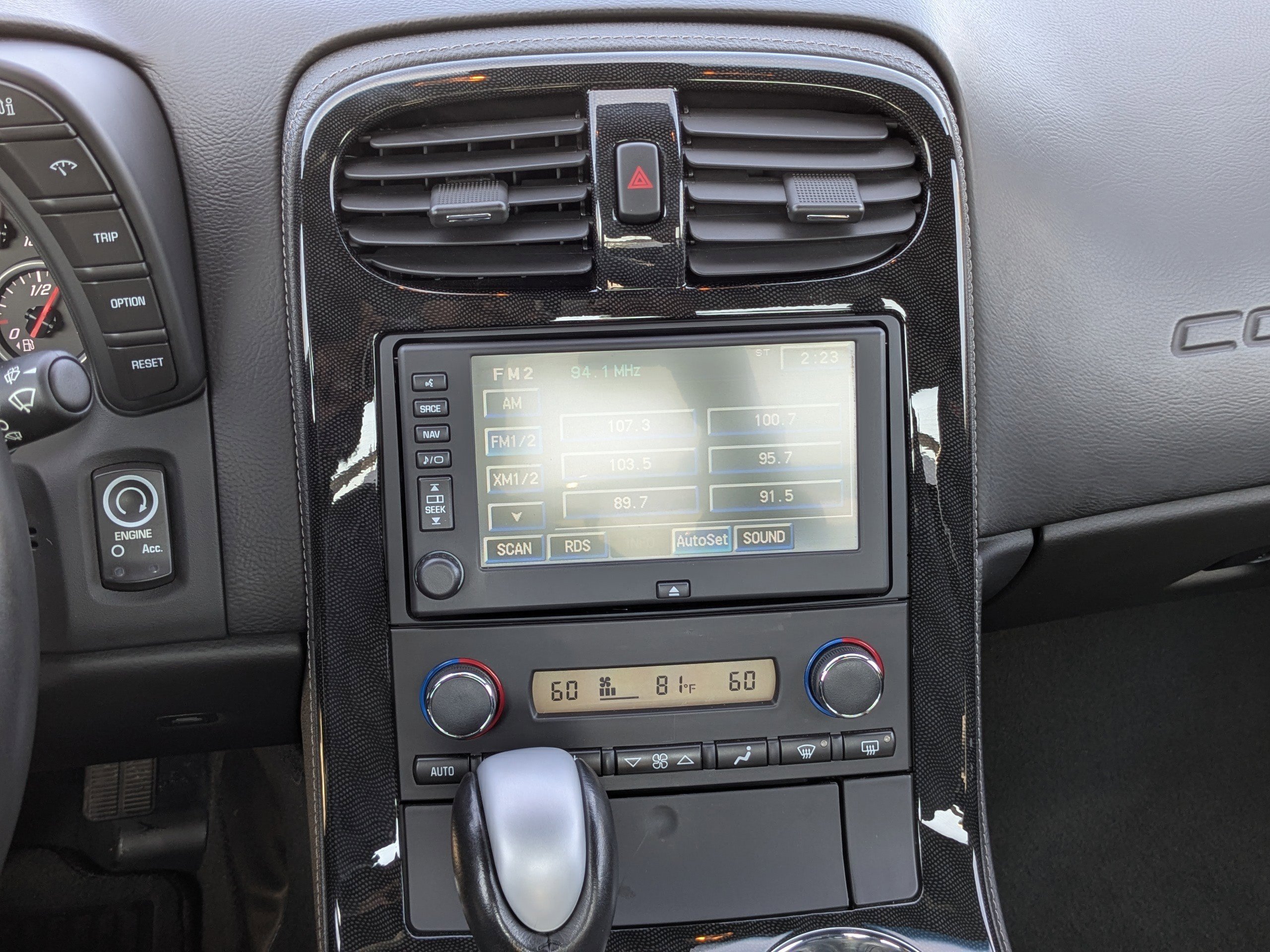 Used 2013 Chevrolet Corvette Grand Sport w/ 2LT Preferred Equipment Group image 17