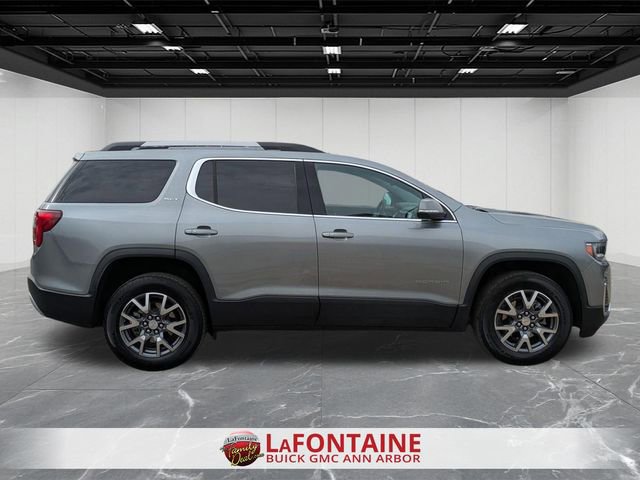 Certified 2023 GMC Acadia SLT w/ LPO, Floor Liner Package image 6