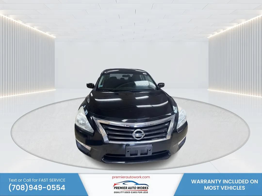 Used 2014 Nissan Altima 2.5 S w/ Sport Value Package FWD image 2
