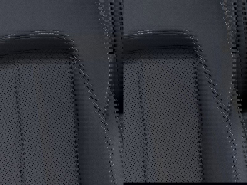 New 2025 Jeep Grand Cherokee L Limited w/ Luxury Tech Group II image 38