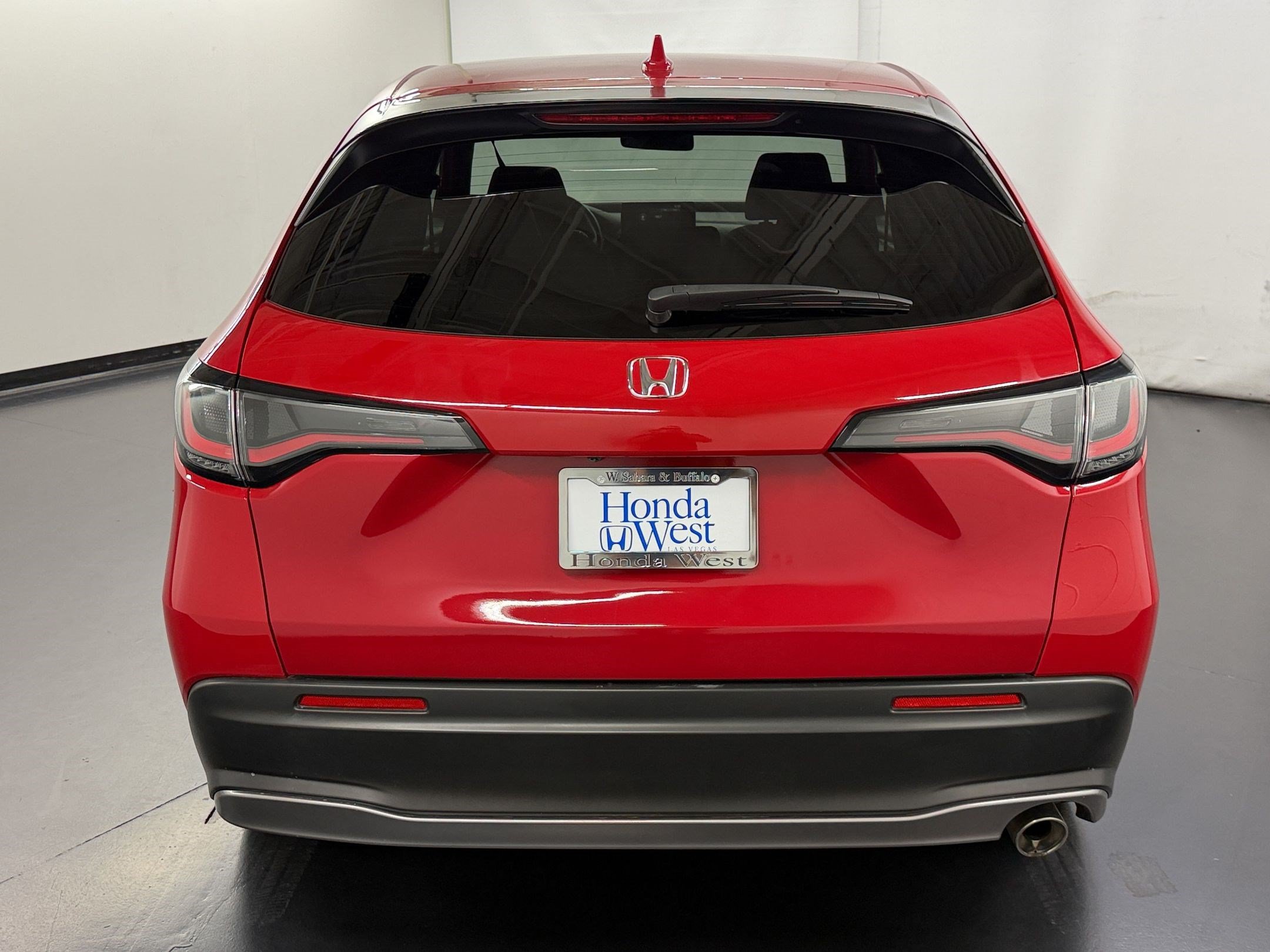 Certified 2025 Honda HR-V Sport image 10