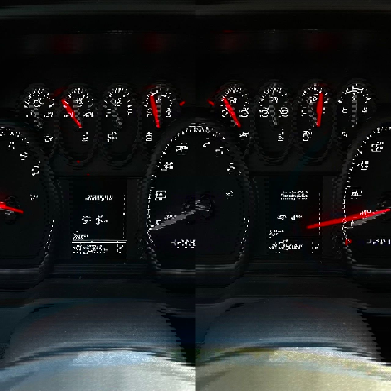 Used 2024 Chevrolet Silverado 1500 Custom Trail Boss w/ LPO, Dark Essentials Package image 16