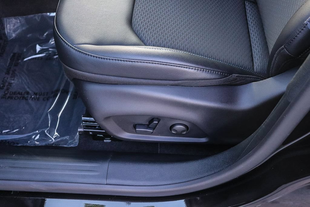 New 2026 Jeep Compass Latitude AWD/4WD image 24