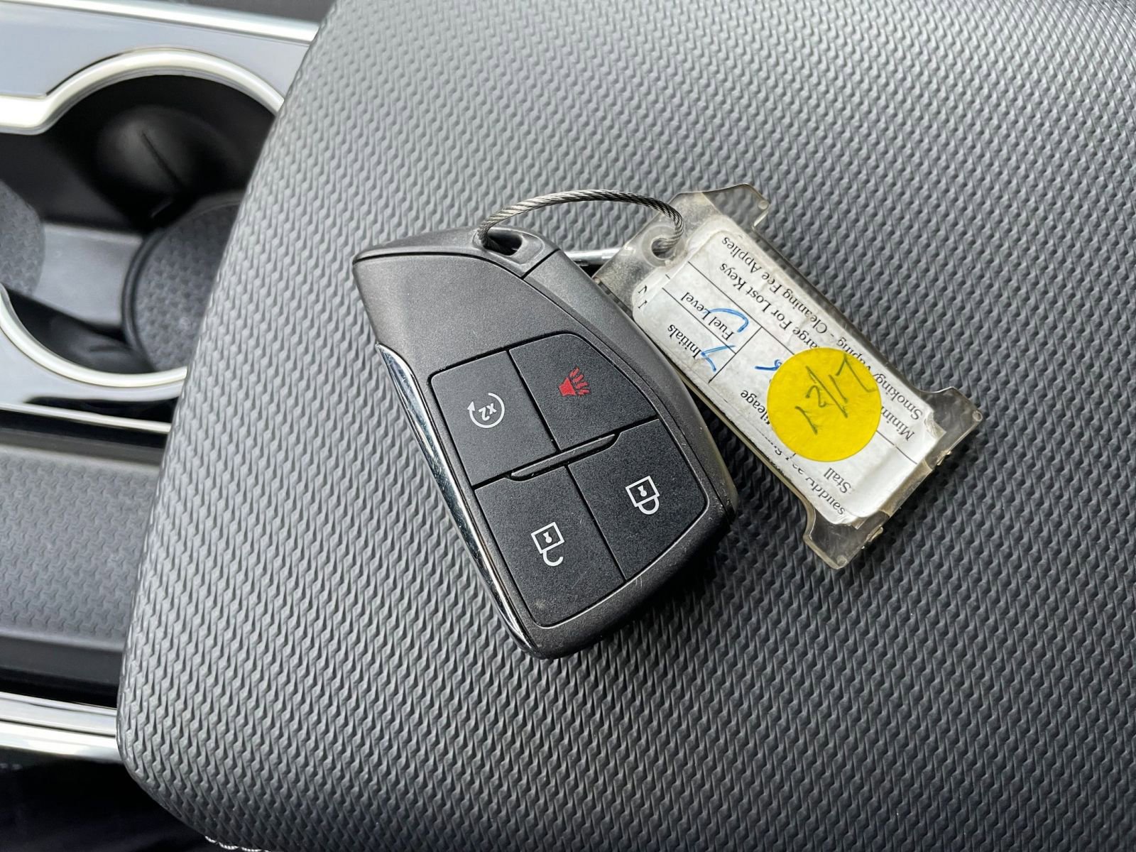 Used 2025 Chevrolet Equinox LT image 23