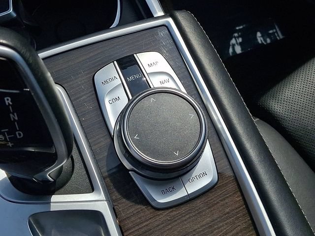 Used 2022 BMW 750i xDrive AWD/4WD image 28