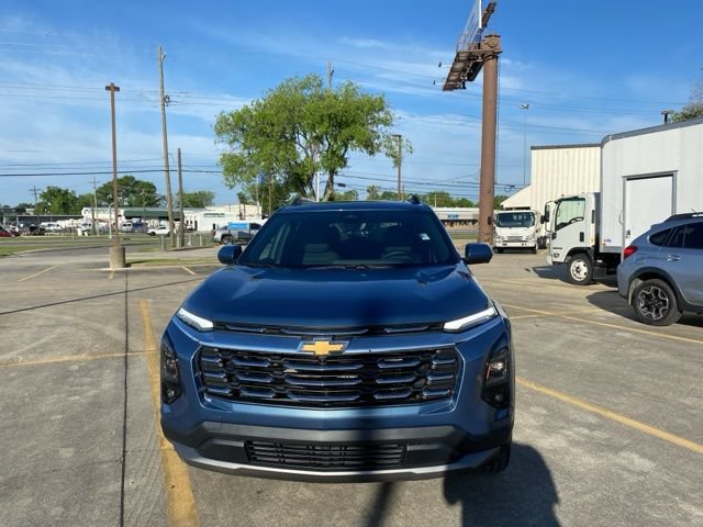 New 2026 Chevrolet Equinox LT w/ Safety and Technology Package AWD/4WD image 3