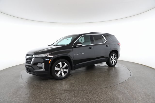 Used 2024 Chevrolet Traverse Premier image 3