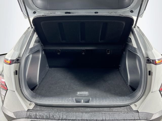 Used 2025 Hyundai Kona SEL image 24