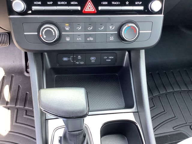 Certified 2025 Hyundai Santa Cruz SE FWD image 35