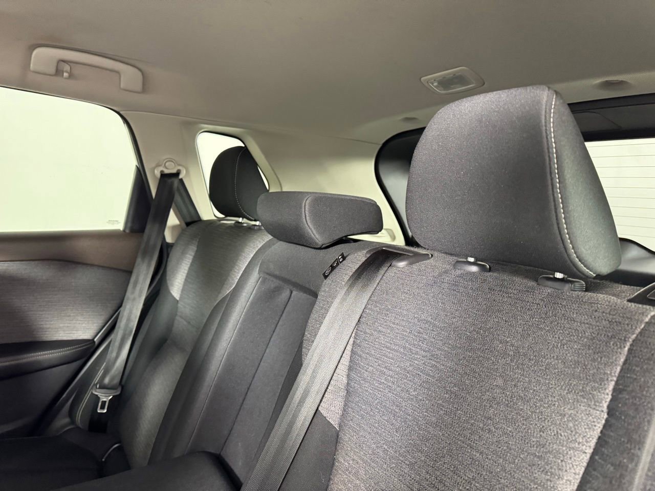 Used 2023 Nissan Rogue SV image 25