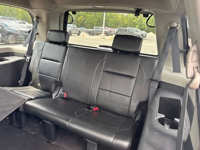 Used 2010 Nissan Armada Platinum w/ Captain Seat Pkg AWD/4WD image 17