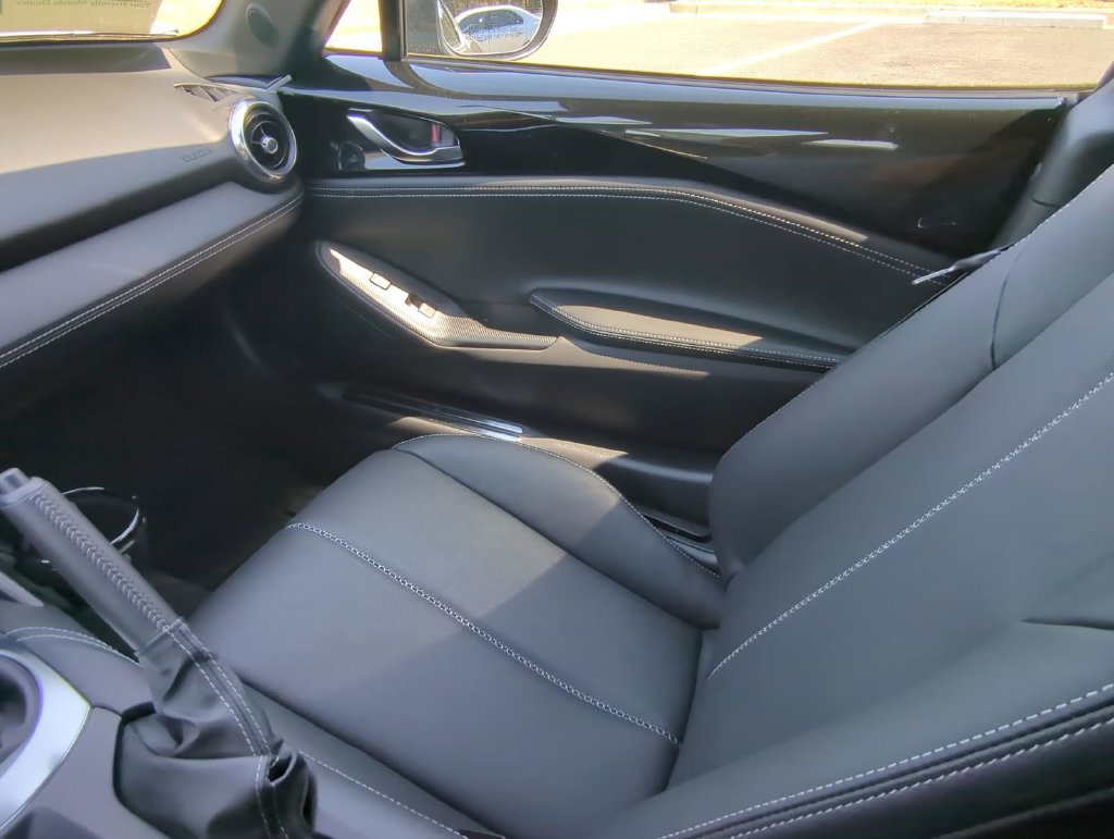 New 2026 MAZDA MX-5 Miata RF Grand Touring RWD image 14