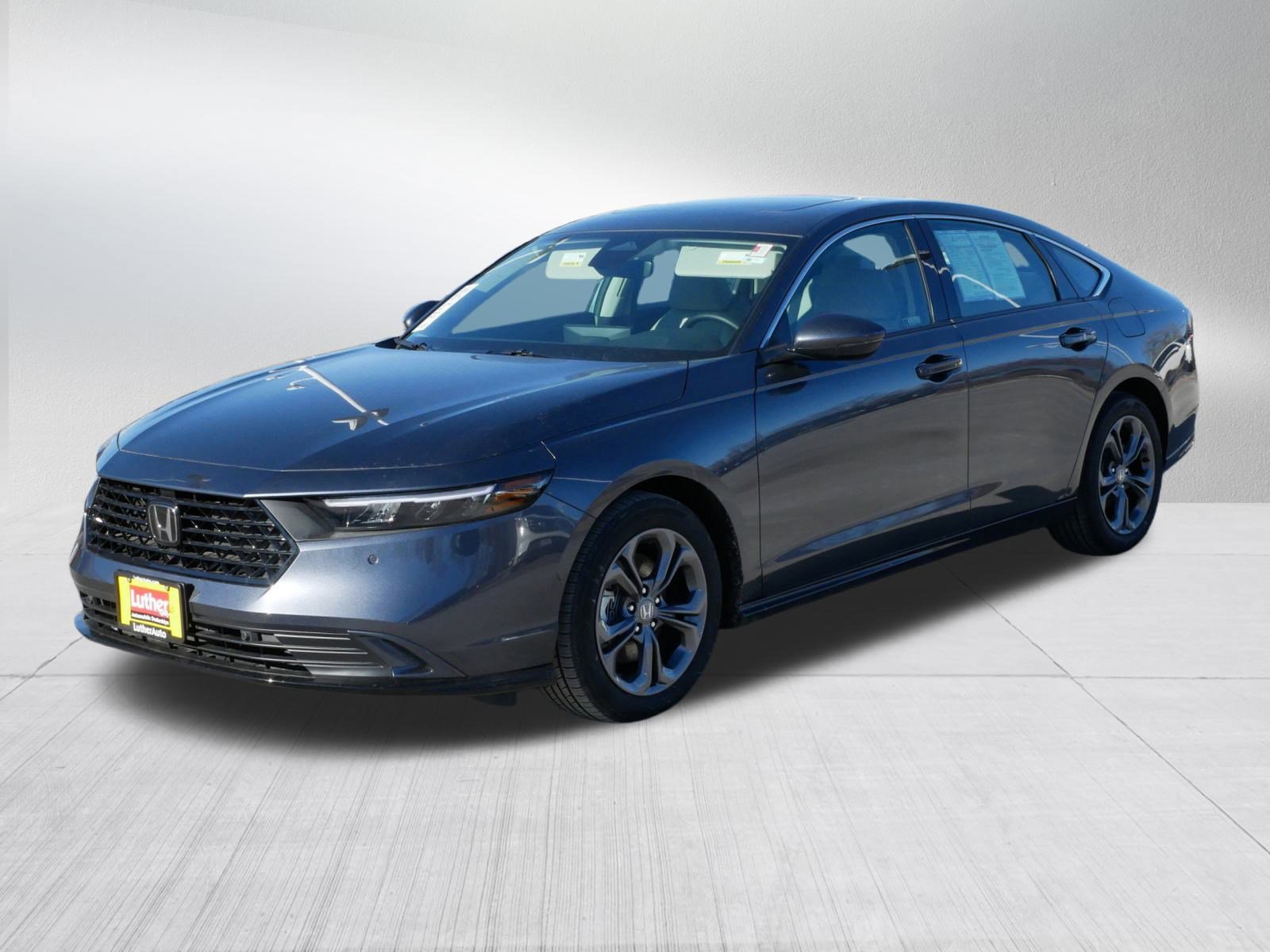 Certified 2025 Honda Accord EX-L image 3