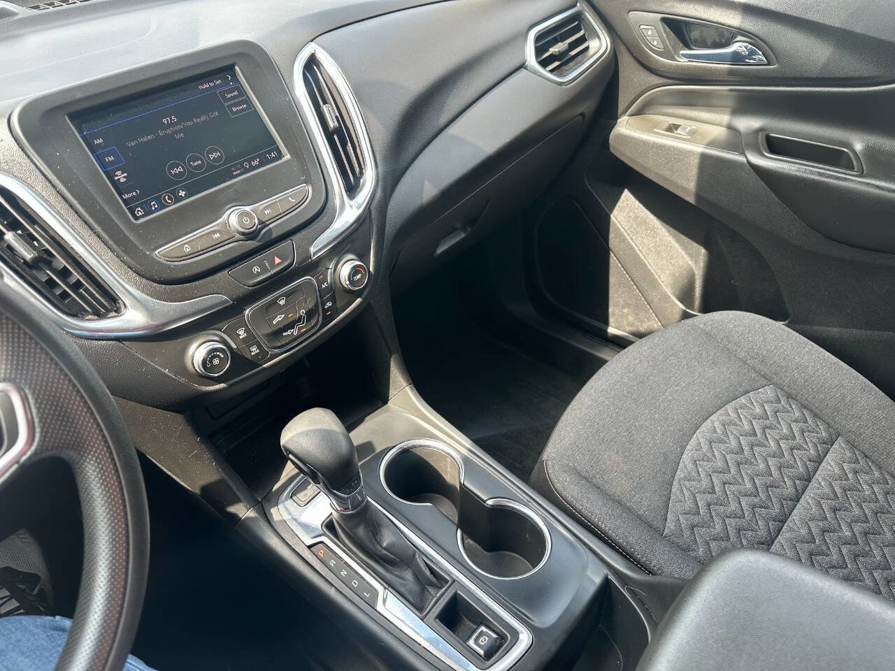 Used 2022 Chevrolet Equinox LT AWD/4WD image 20
