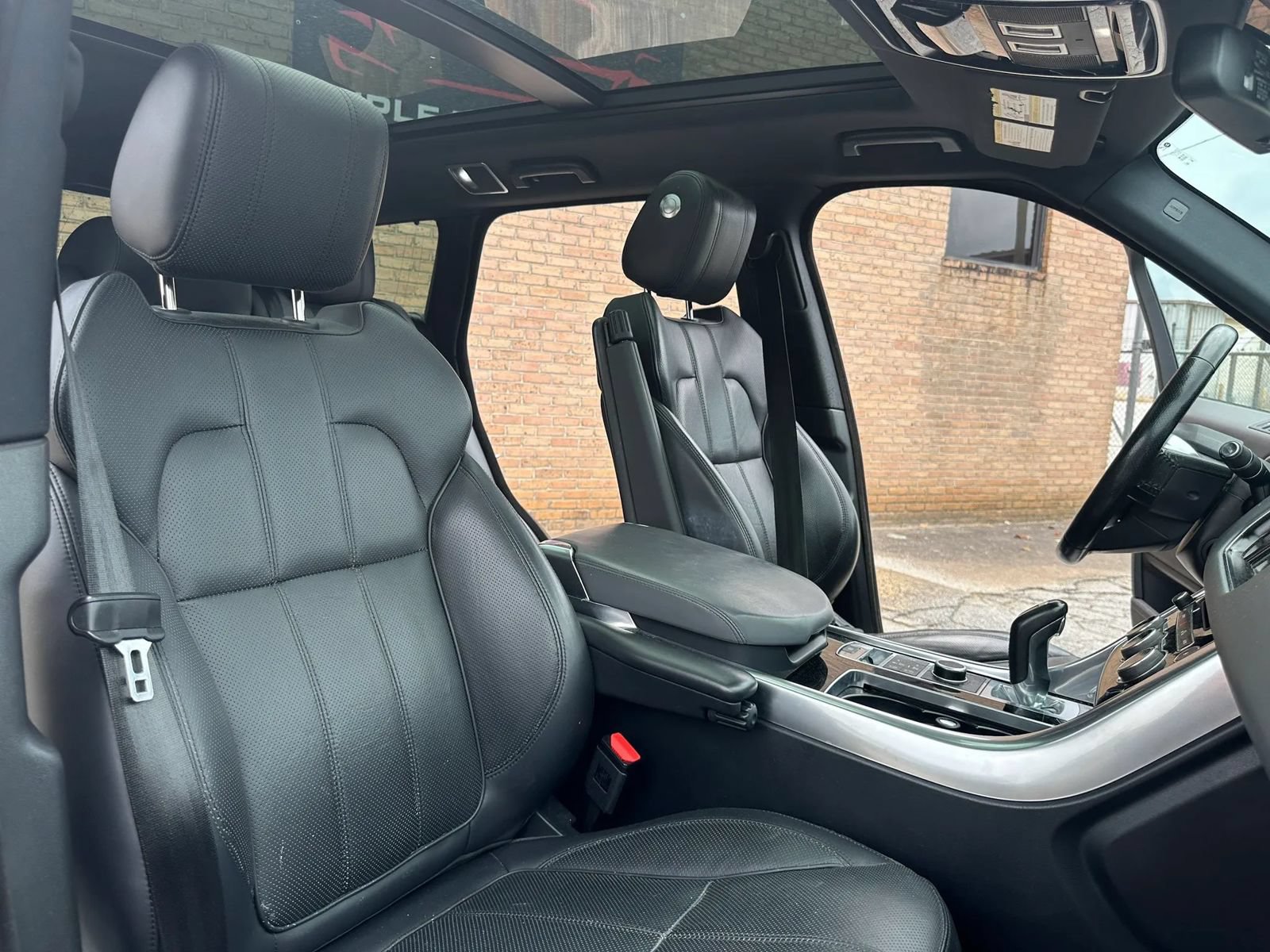 Used 2015 Land Rover Range Rover Sport HSE AWD/4WD image 23