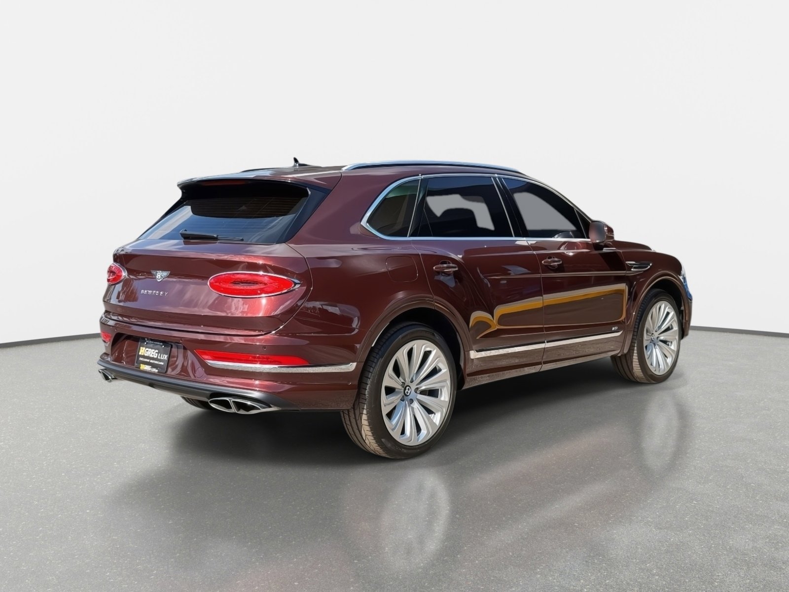 Used 2022 Bentley Bentayga image 3