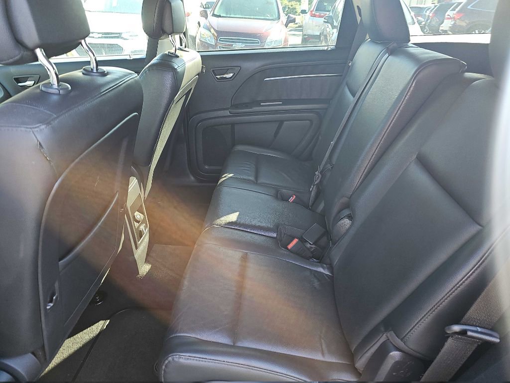 Used 2010 Dodge Journey R/T w/ Flexible Seating Group image 27