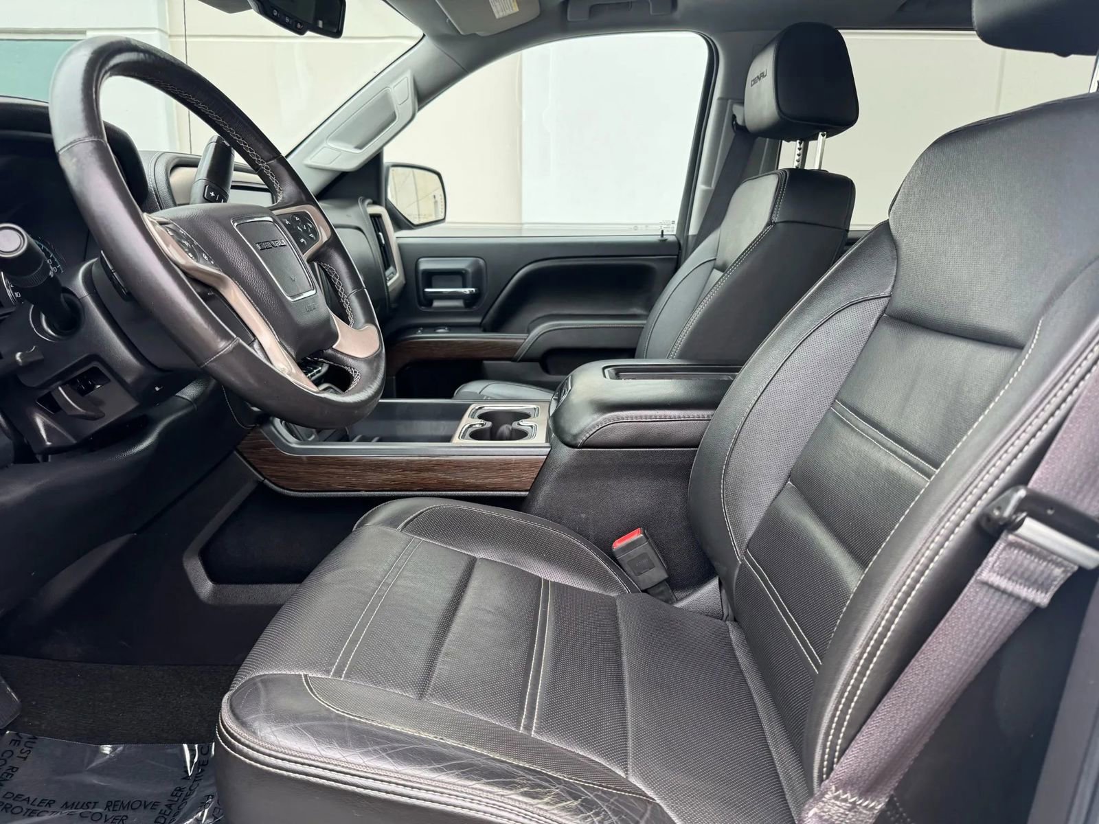 Used 2017 GMC Sierra 1500 Denali image 2