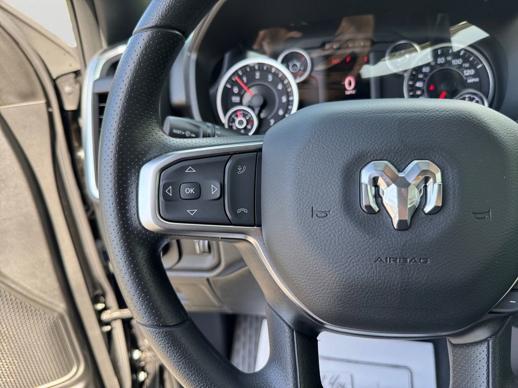 Used 2025 RAM 1500 Big Horn RWD image 21