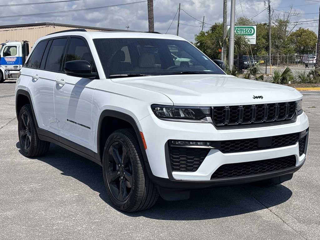 New 2026 Jeep Grand Cherokee Limited RWD image 7