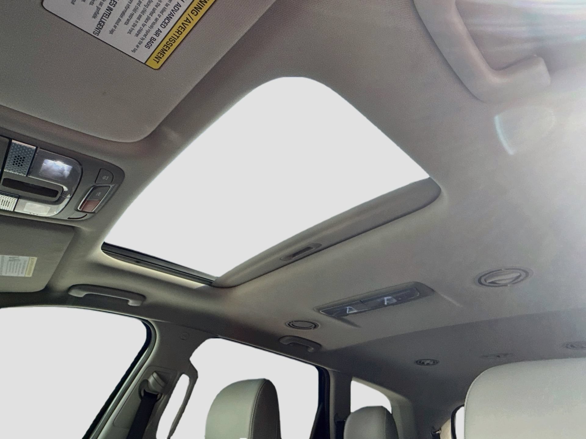 Used 2024 Kia Telluride S w/ S Sunroof Package FWD image 27
