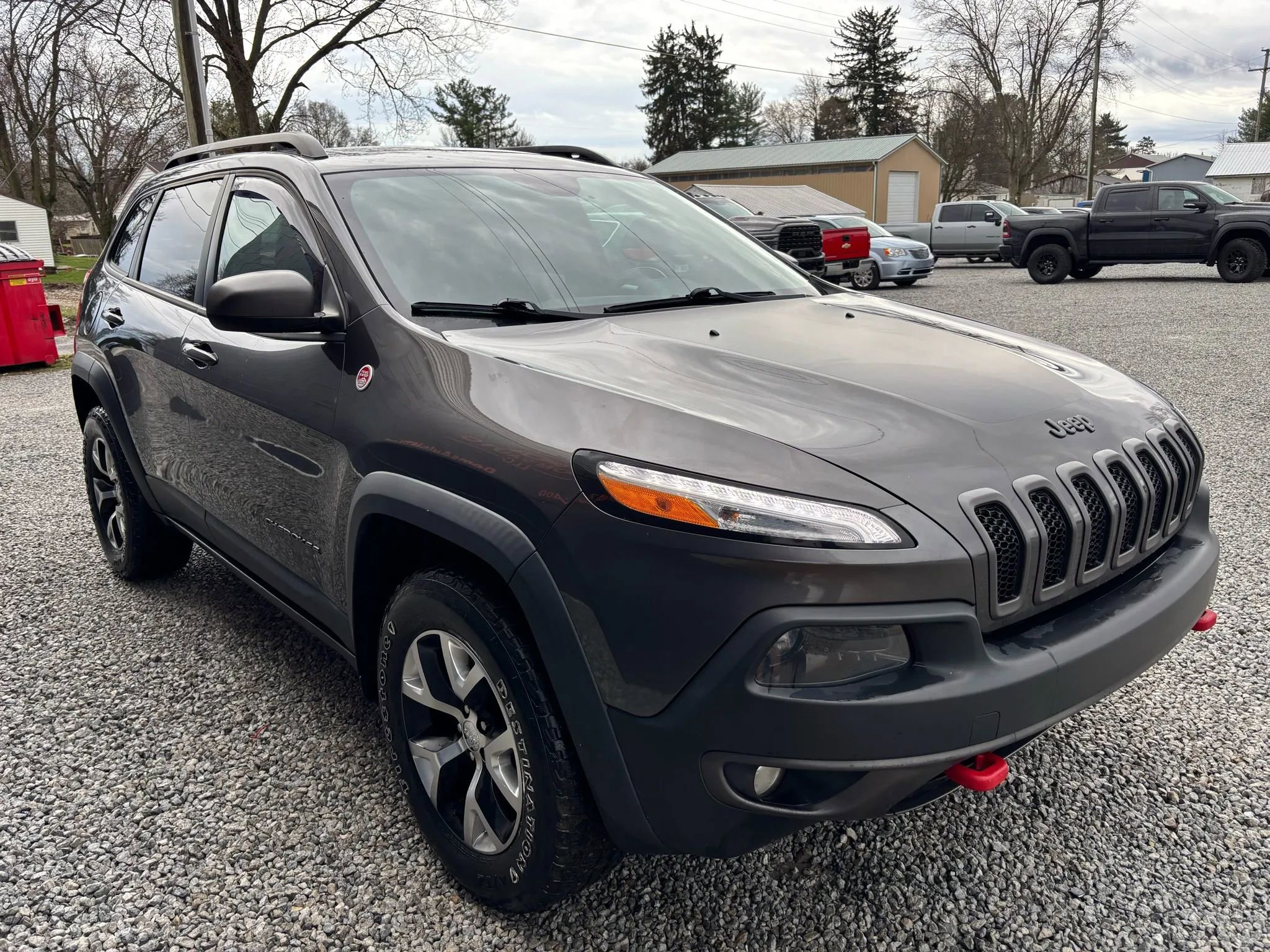 Used 2014 Jeep Cherokee Trailhawk w/ Comfort/Convenience Group image 9