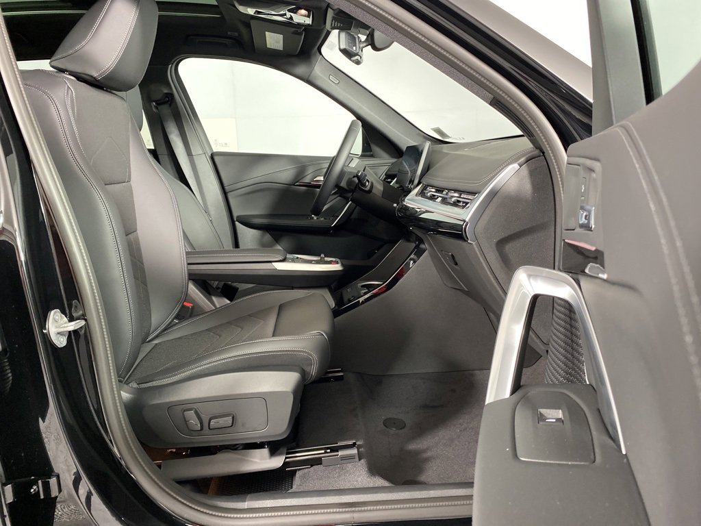 New 2026 BMW X1 xDrive28i w/ Convenience Package image 28