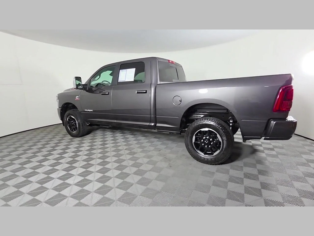 Used 2026 RAM 2500 Laramie AWD/4WD image 46