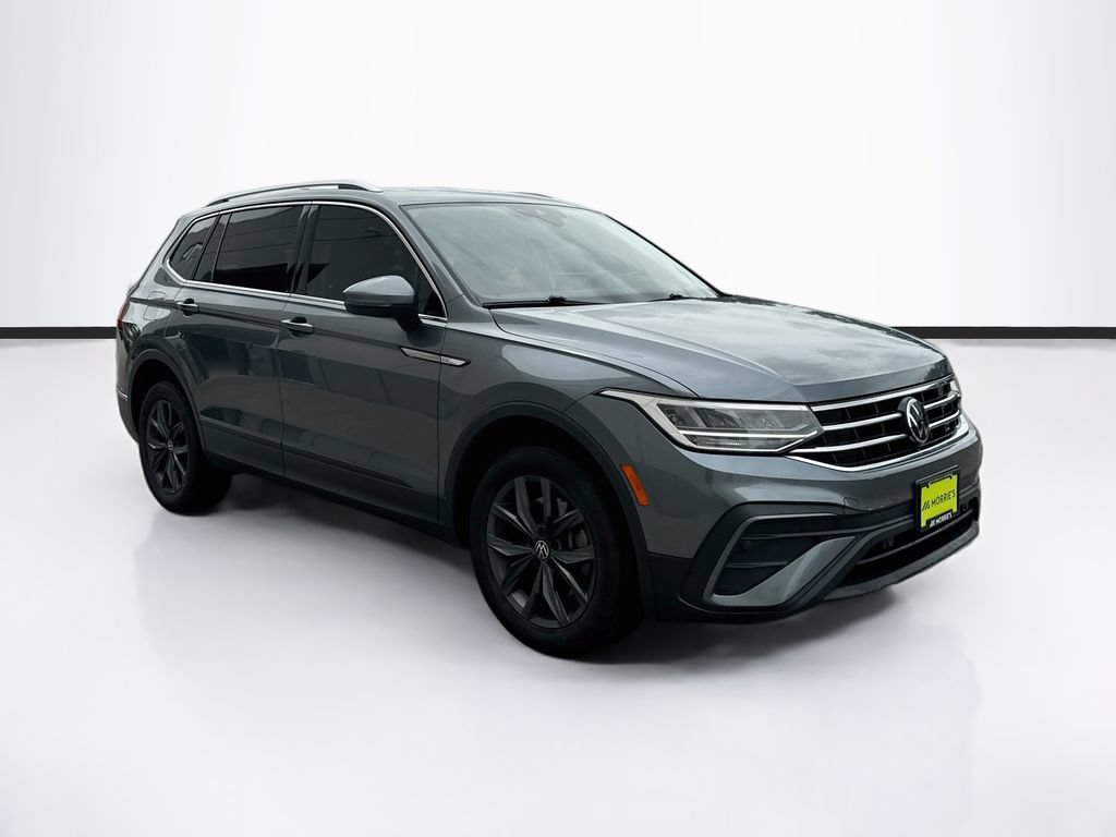 Used 2022 Volkswagen Tiguan SE AWD/4WD image 3
