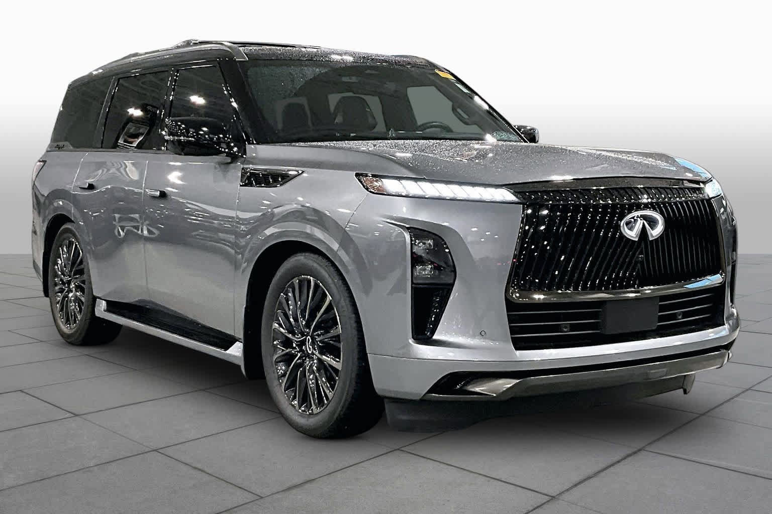 Used 2025 INFINITI QX80 Autograph w/ Autograph Exterior Package AWD/4WD image 3