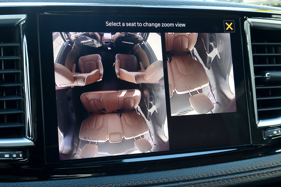 Used 2024 Chrysler Pacifica Pinnacle FWD image 36