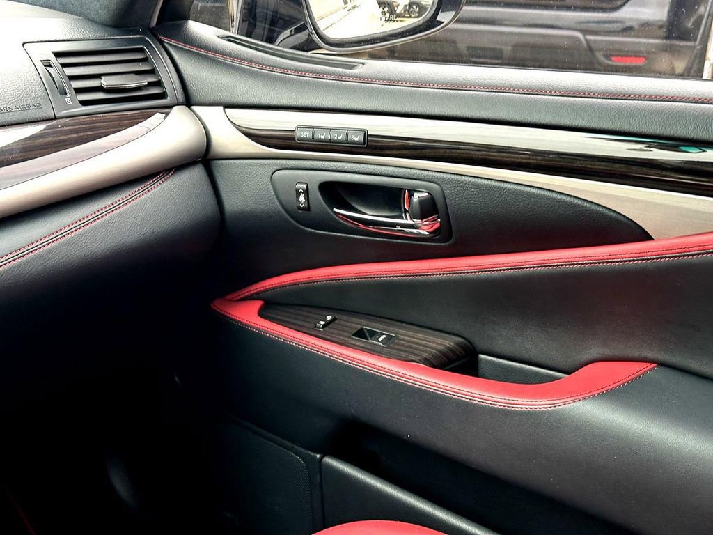 Used 2015 Lexus LS 460 image 29
