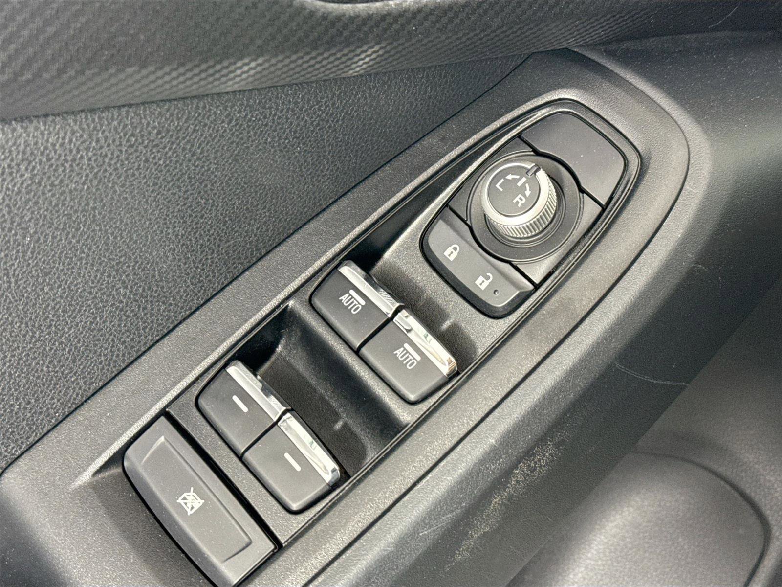 Used 2024 Subaru Crosstrek 2.5i Limited w/ Crosstrek Mirror Package image 28