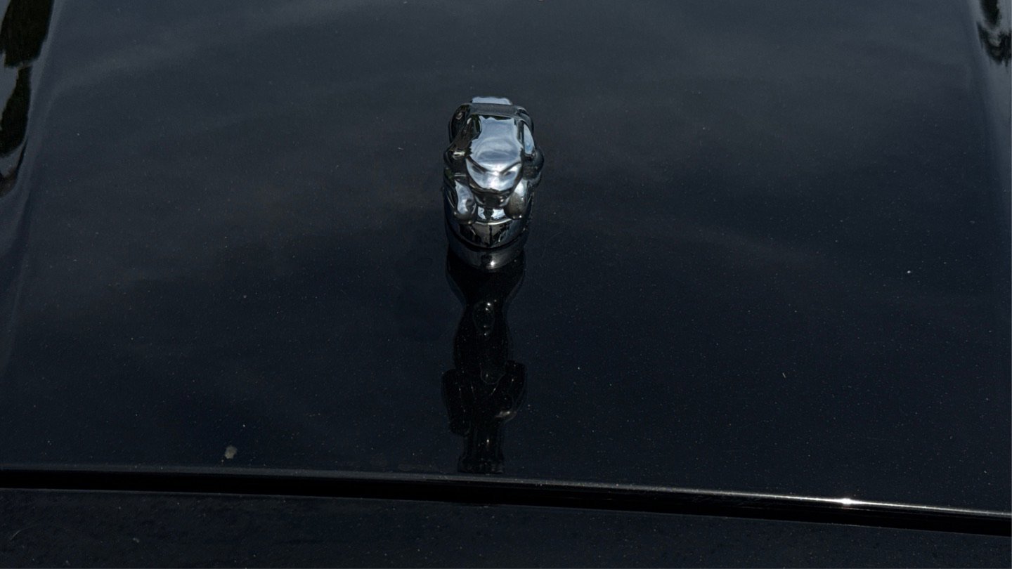 Used 2015 Jaguar XJ L Portfolio RWD image 47