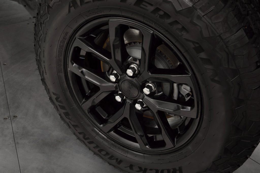 Certified 2021 Jeep Gladiator Sport image 12