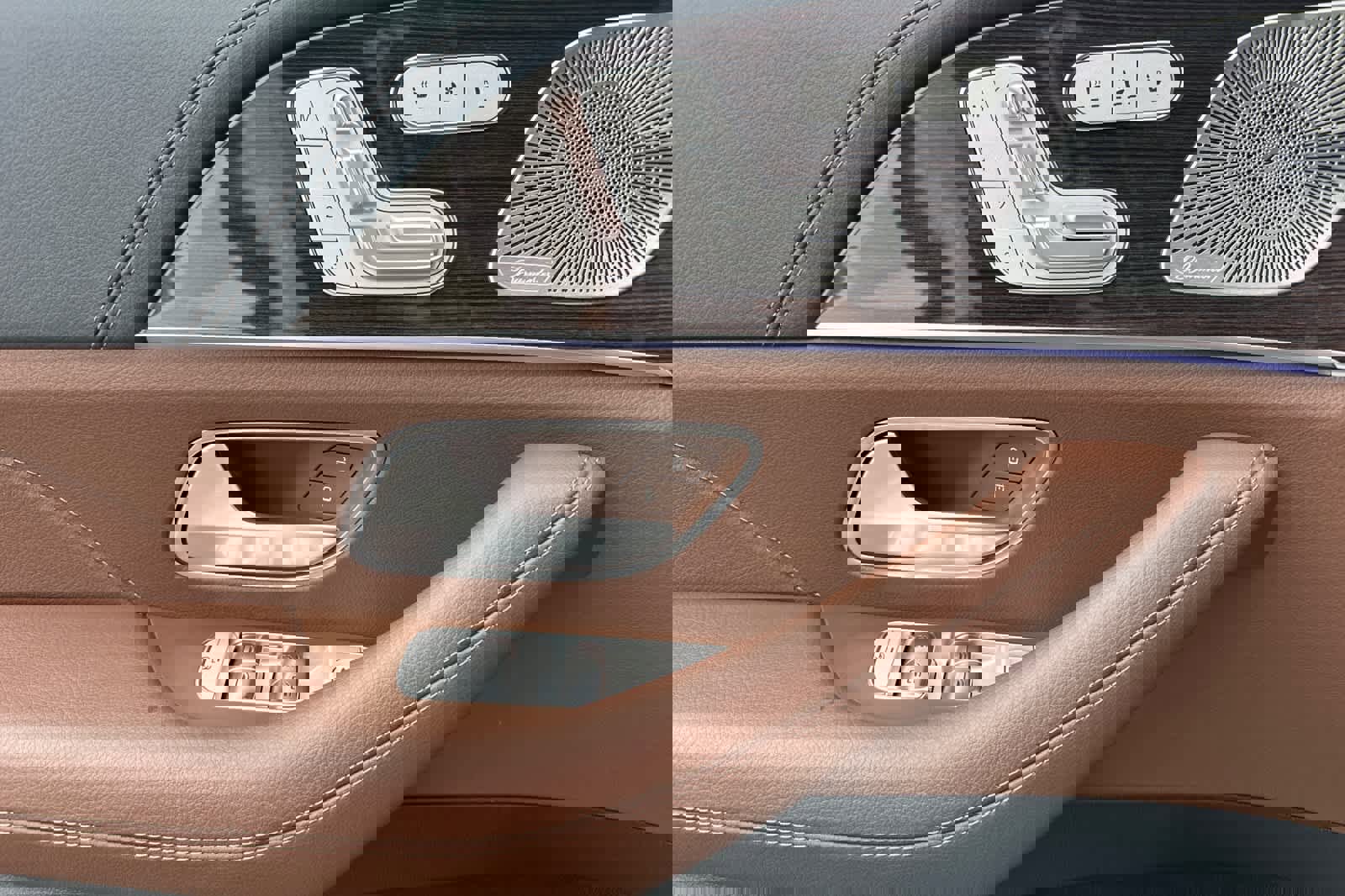 Certified 2025 Mercedes-Benz GLS 580 4MATIC image 10