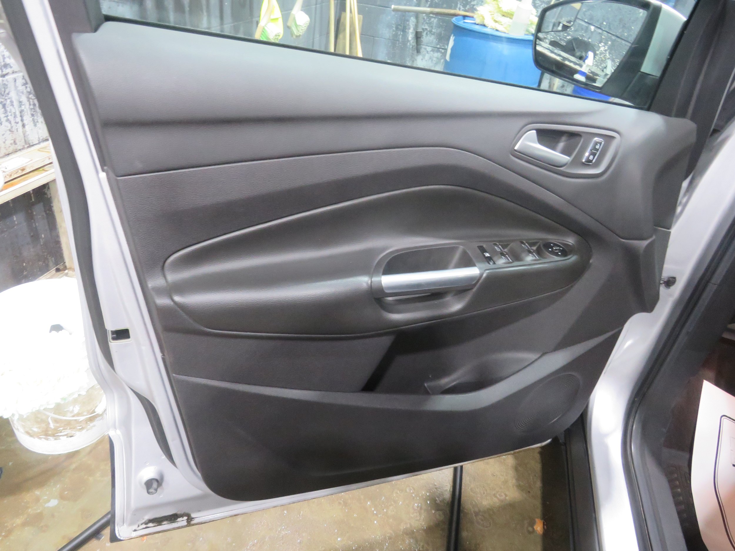 Used 2014 Ford Escape SE w/ Equipment Group 201A AWD/4WD image 16