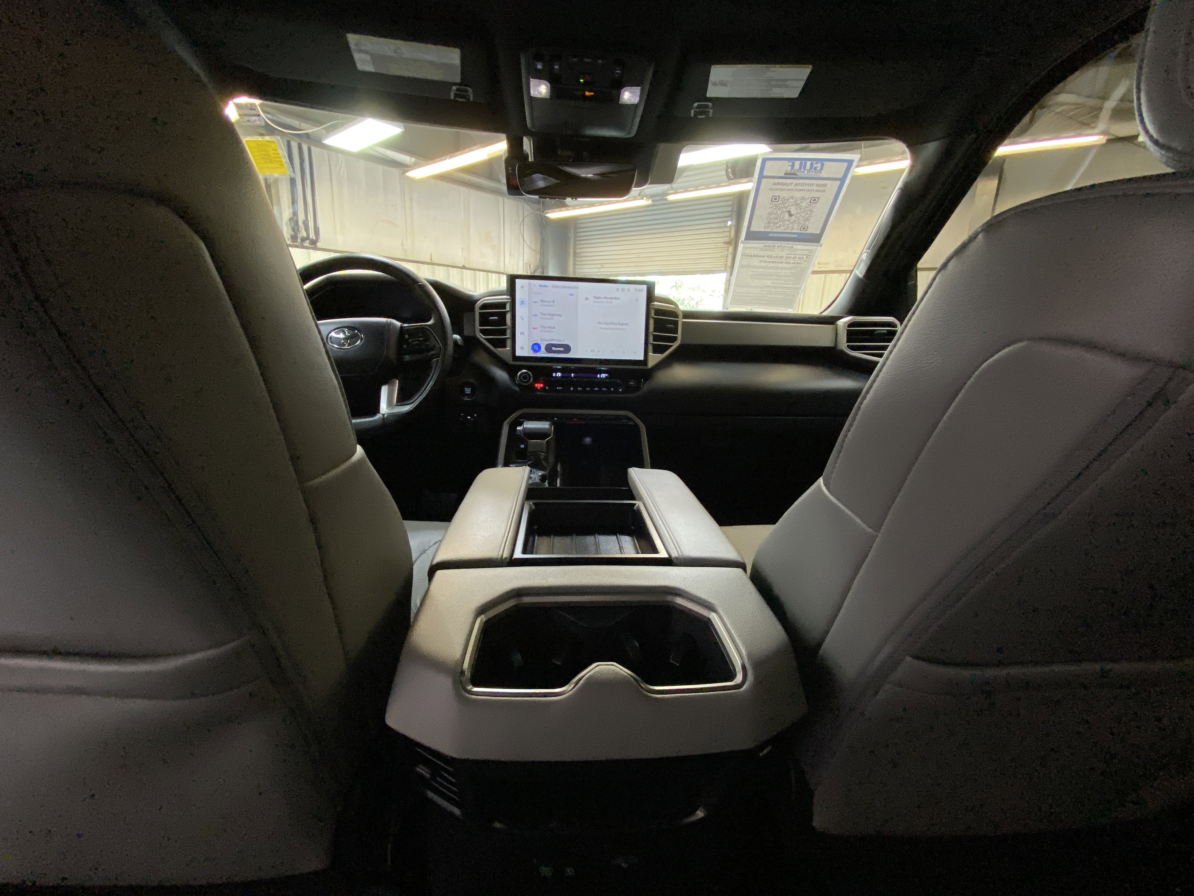 Used 2025 Toyota Tundra Limited w/ Power Package image 21