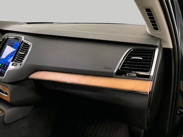 Used 2024 Volvo XC90 B6 Plus w/ Protection Package Premier AWD/4WD image 15