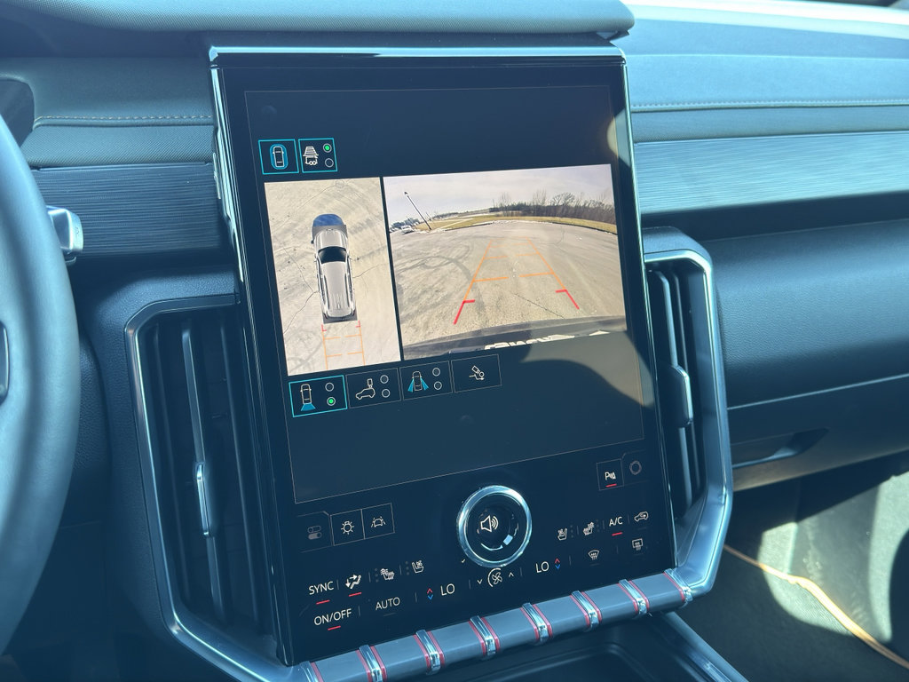 Used 2024 GMC Acadia AT4 w/ Super Cruise Package image 26