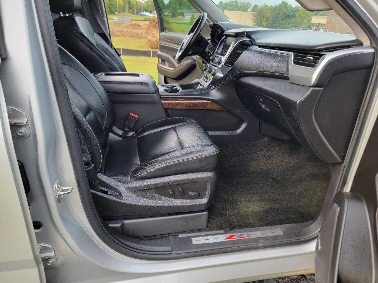 Used 2017 Chevrolet Tahoe LT w/ Off-Road Package image 18