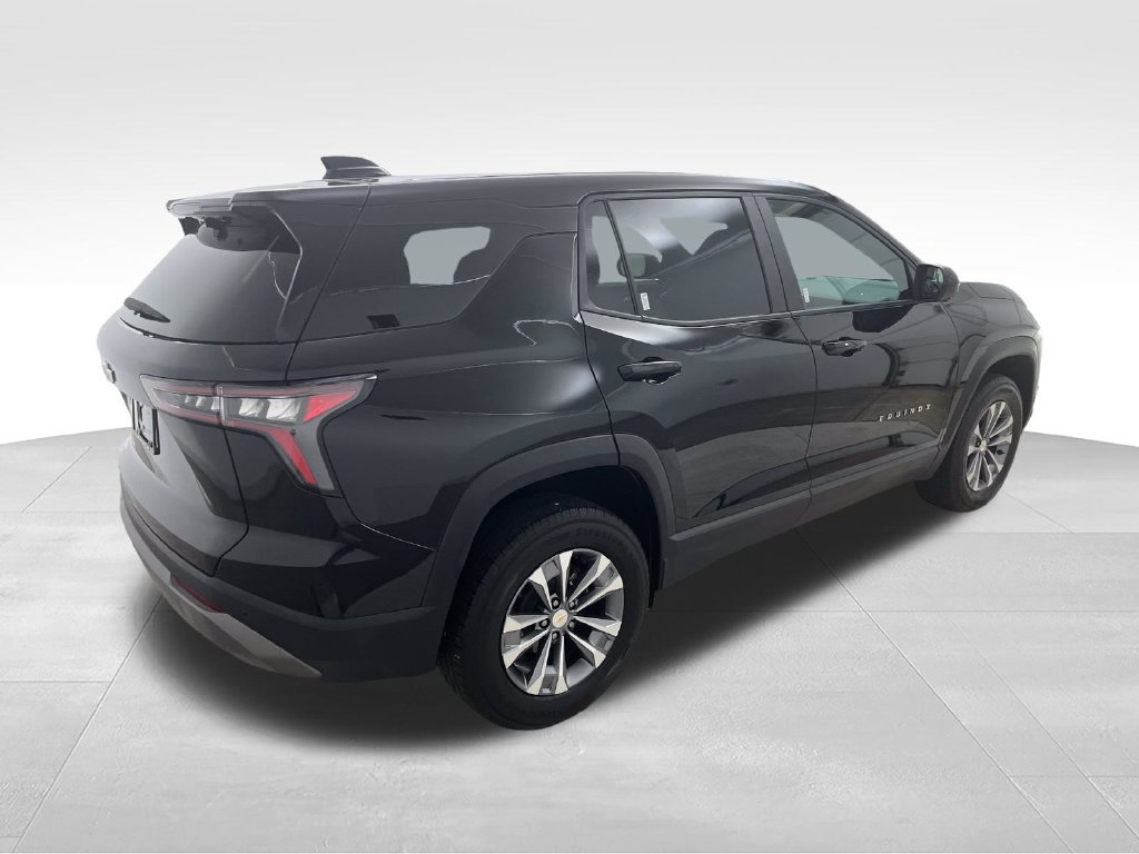 Used 2025 Chevrolet Equinox LT w/ Safety and Technology Package FWD image 6