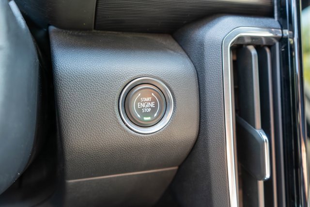 Used 2025 GMC Acadia Elevation w/ LPO, Floor Liner Package image 32