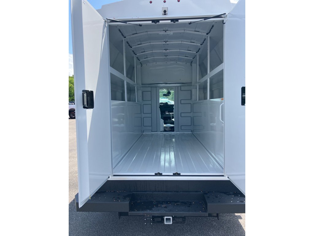 New 2026 Ford E-350 and Econoline 350 Super Duty w/ Power Equipment Group image 27